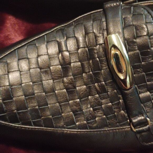 Elegant Brown Rangoni FirenzeTextured Loafers with Gold Accent - Picture 9 of 9